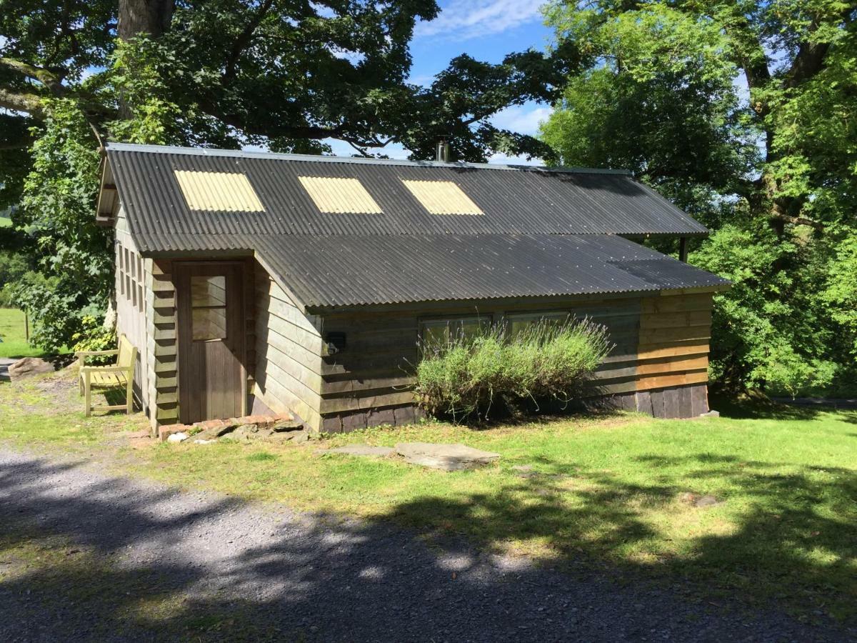 Faraway Follies Villa Llandegla Exterior photo
